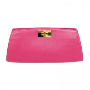 Posh Pink Clutch กระเป๋าคลัทซ์ หนังแท้ Genuine leather nappa สำหรับผู้หญิง สีชมพู